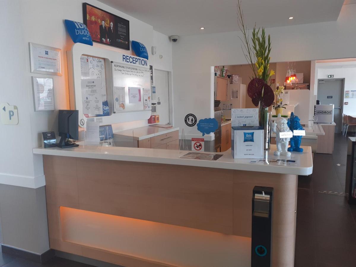 Ibis Budget Saint-Quentin Centre Gare Bagian luar foto