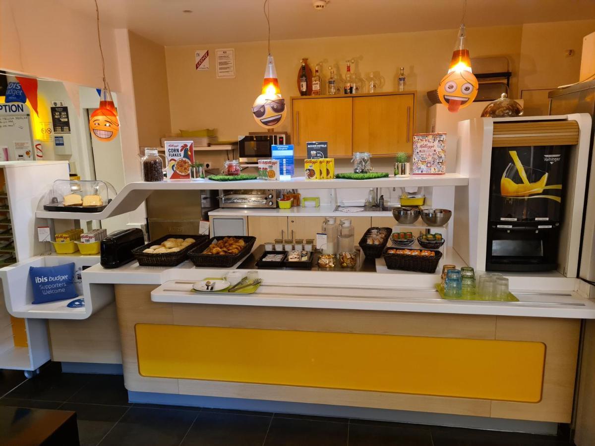 Ibis Budget Saint-Quentin Centre Gare Bagian luar foto